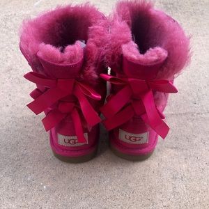 UGG Bailey Bow Pink Boots Girls 13